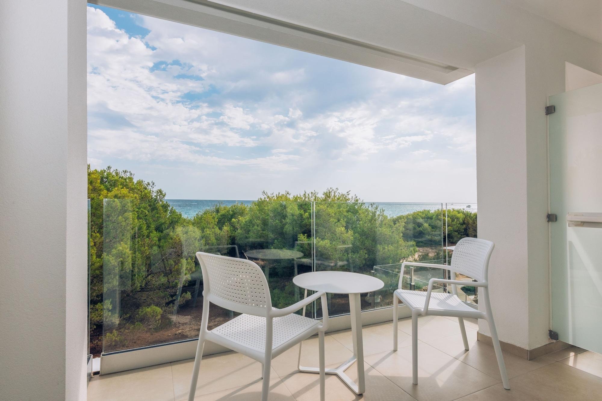Hotel Iberostar Waves Cala Millor - Adults Only Esterno foto