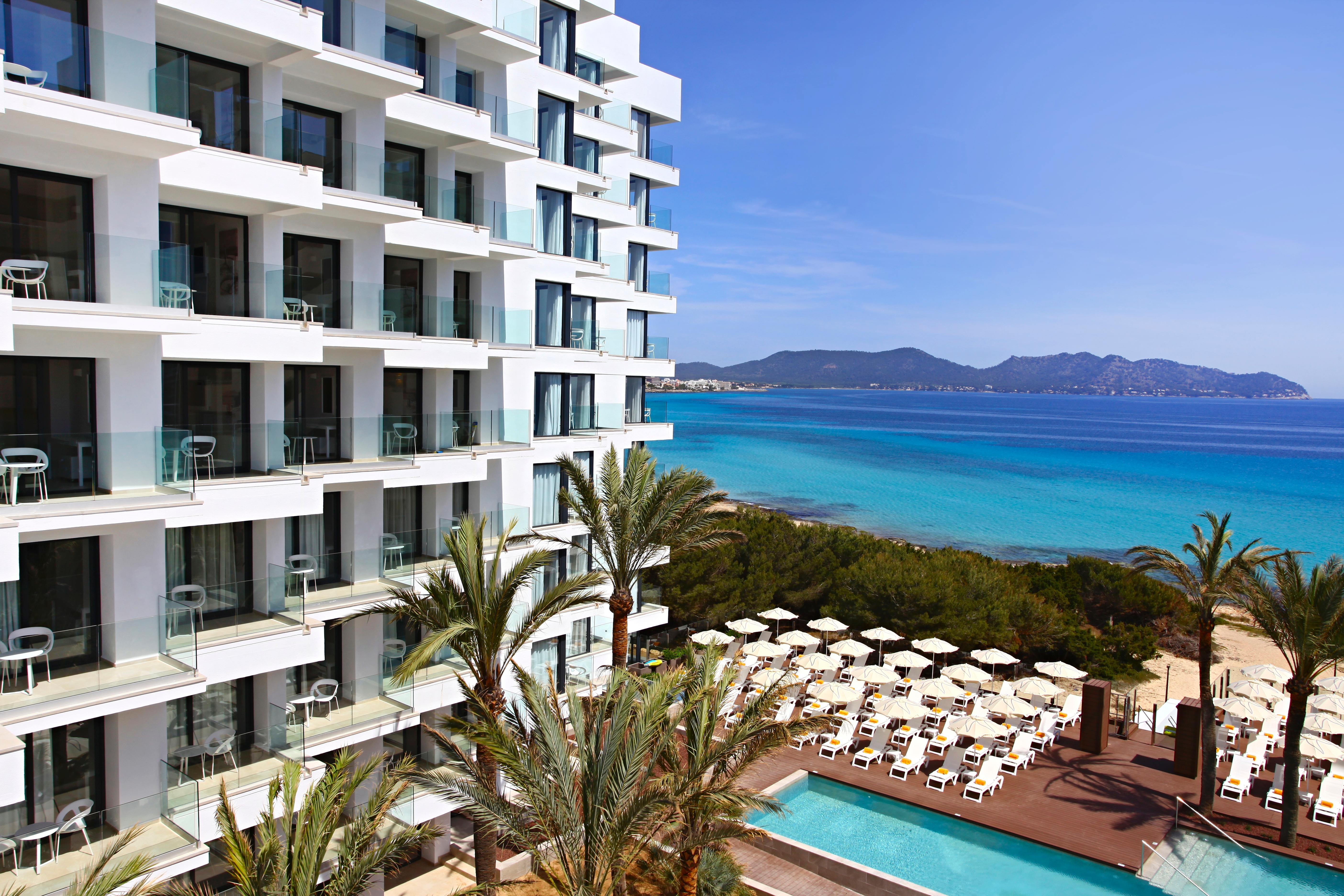 Hotel Iberostar Waves Cala Millor - Adults Only Esterno foto