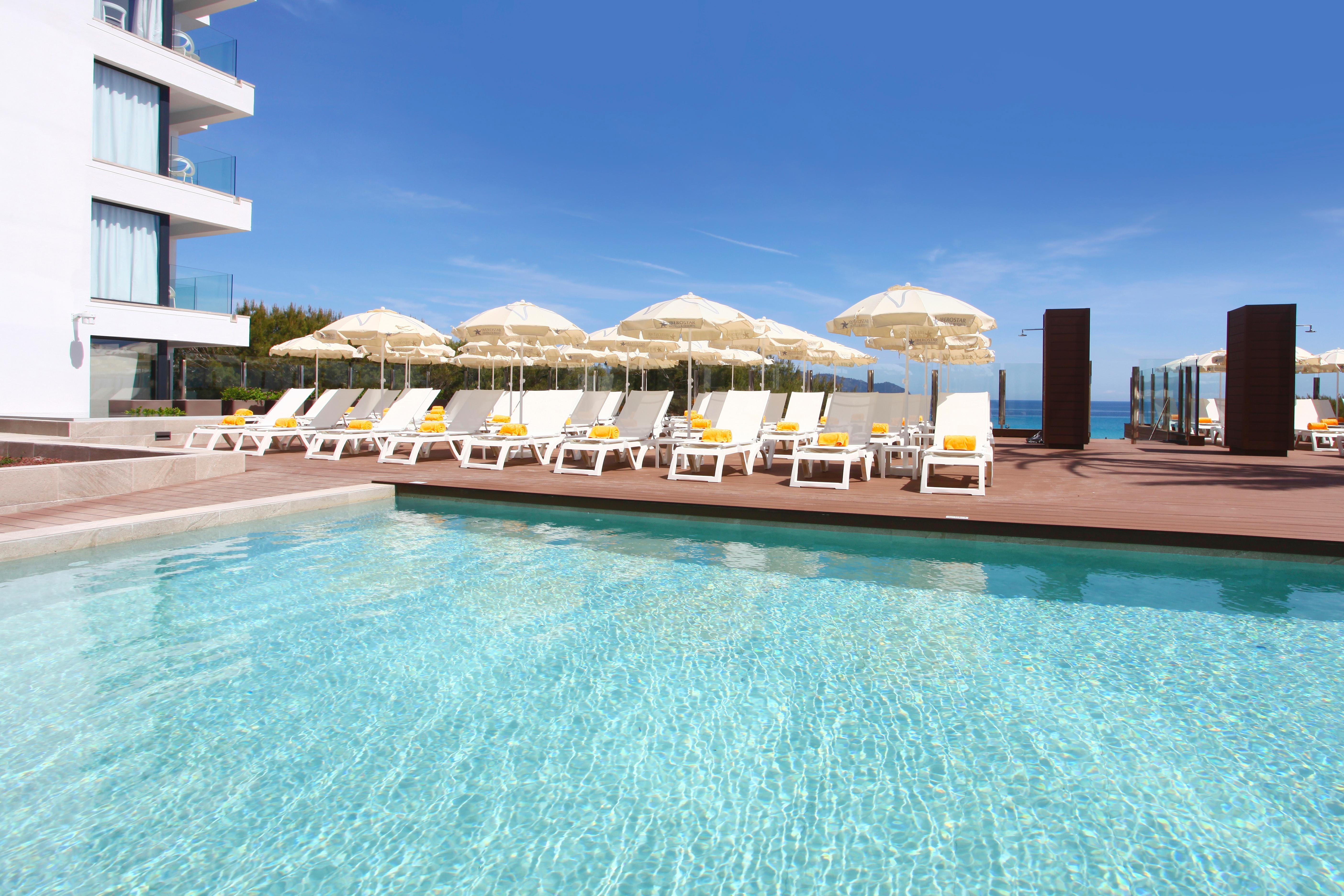 Hotel Iberostar Waves Cala Millor - Adults Only Esterno foto