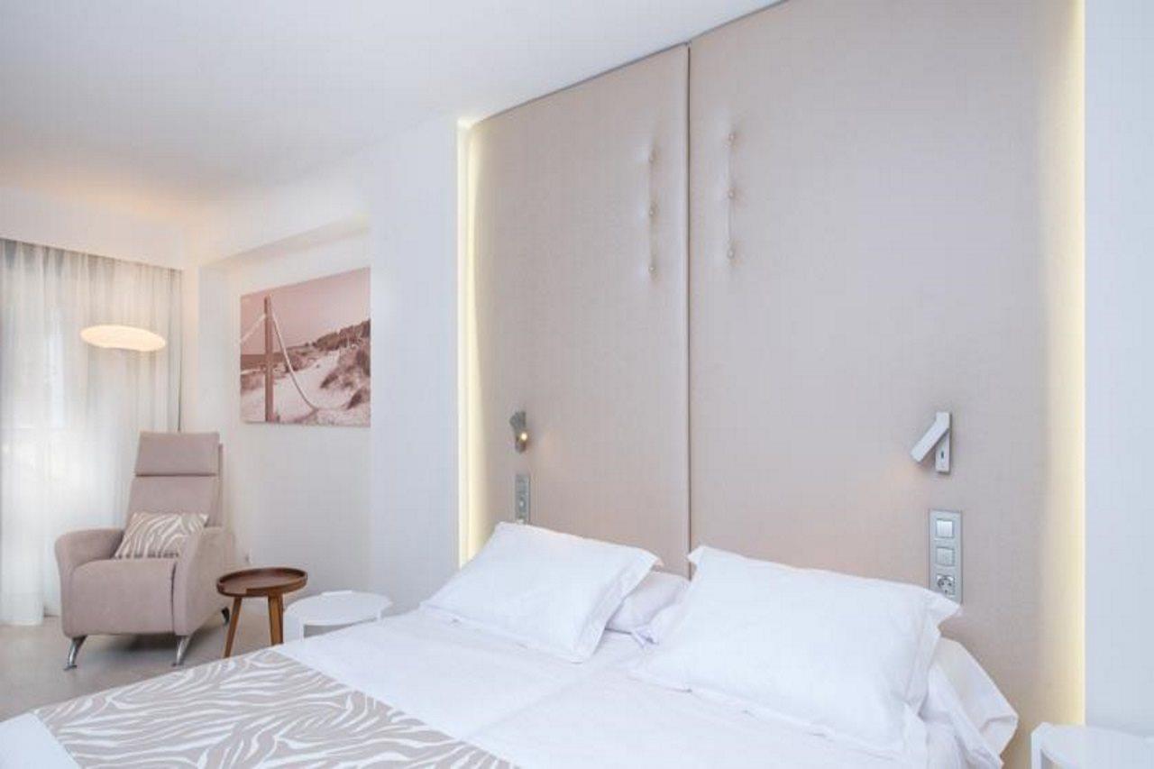 Hotel Iberostar Waves Cala Millor - Adults Only Esterno foto